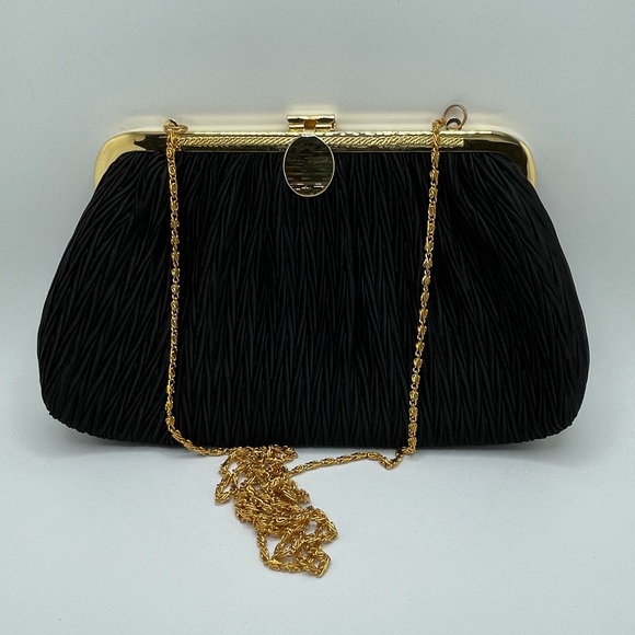 Vintage Goldco Evening Clutch! - Picture 2 of 5